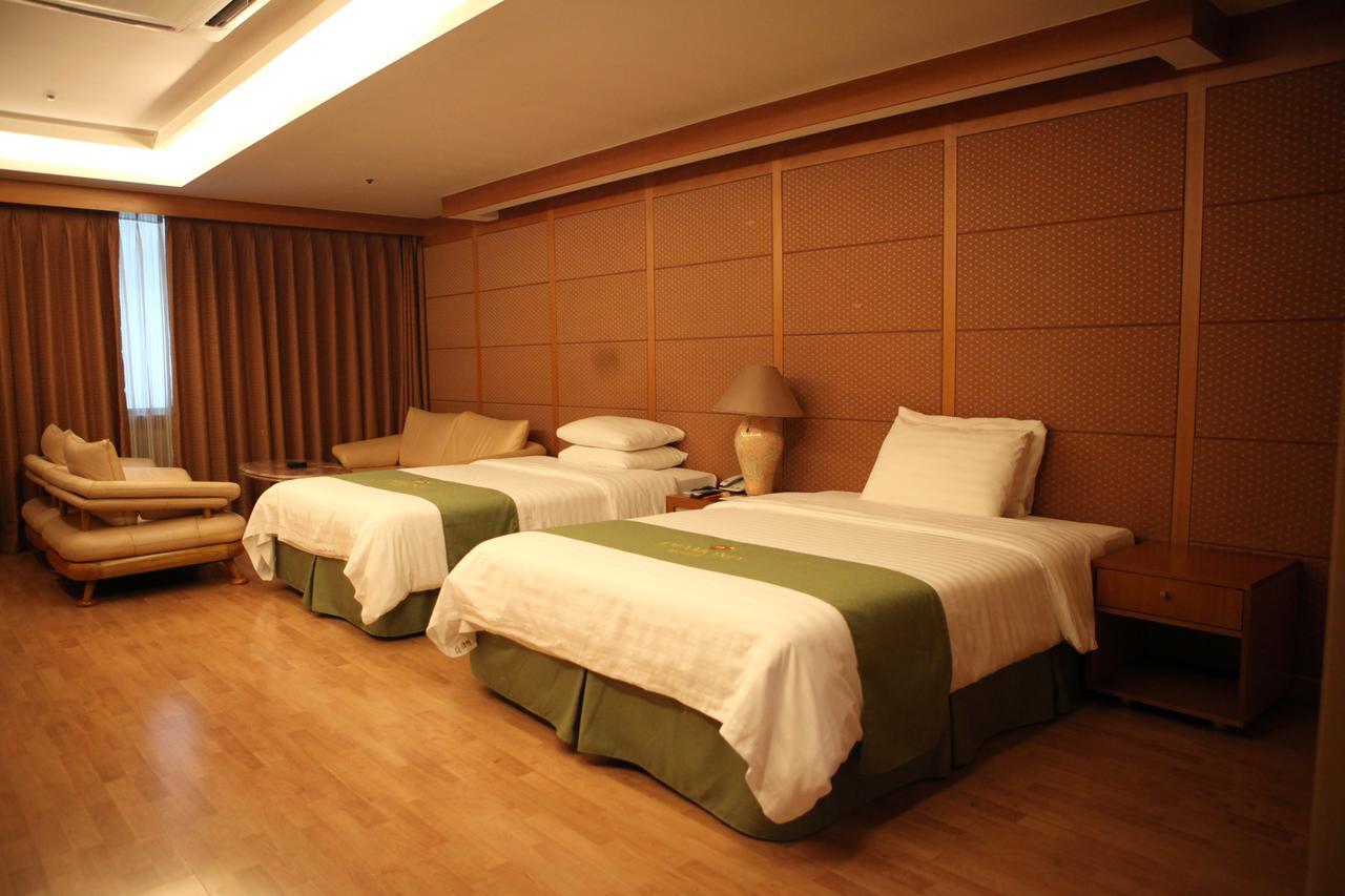 Diamond Tourist Hotel Busan Buitenkant foto