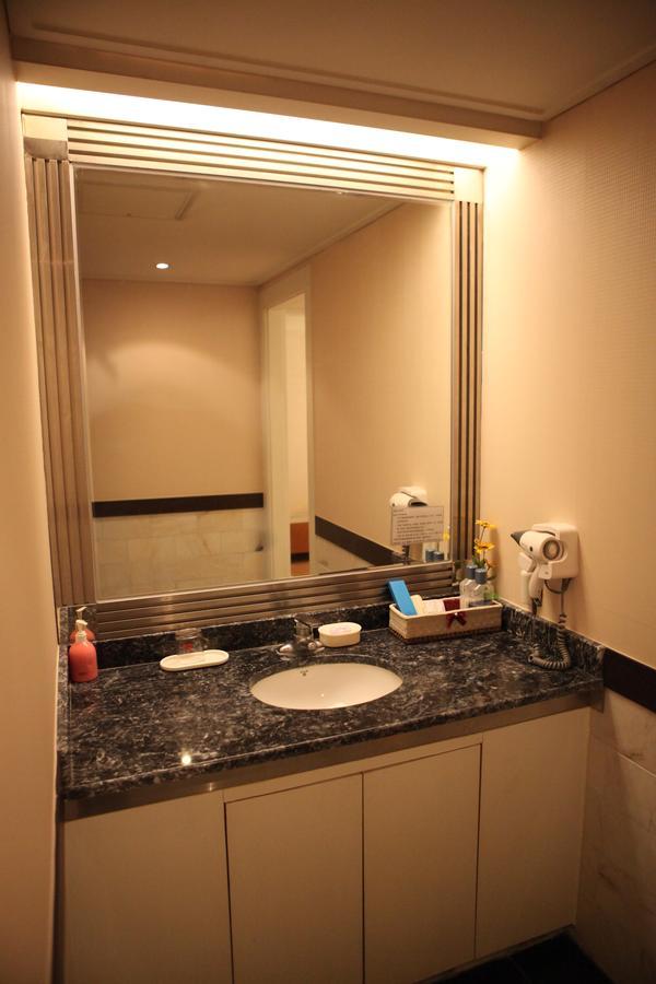 Diamond Tourist Hotel Busan Buitenkant foto
